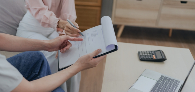 A guided decision tool that walks you through key questions to identify which visa categories may fit your scenario.